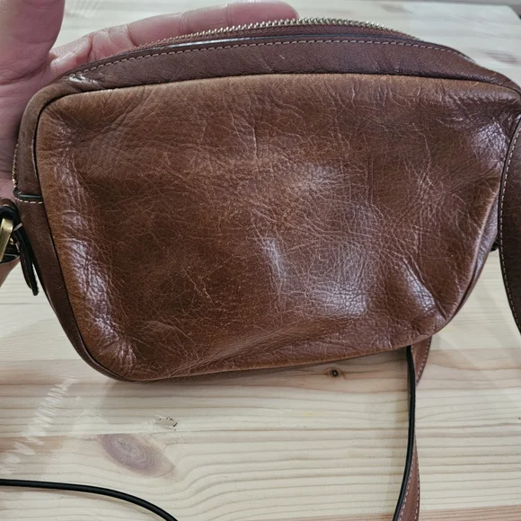 Fossil Tan Leather Crossbody Bag - Picture 3 of 10